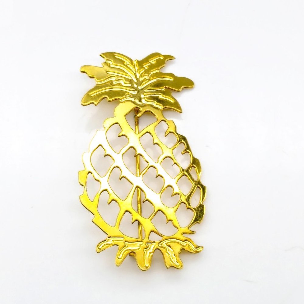 Vintage Stylized Pineapple Brooch, Delicate Chic Gold Tone Scarf Pin